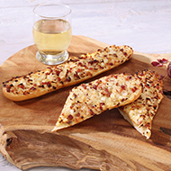 Baguette con cipolle e pancetta